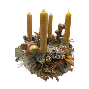 Freigestellt Adventskranz Kerzen Kugel Stern Hirsch senf gold natur