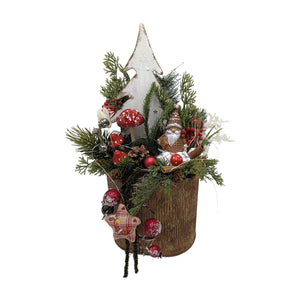 Freigestellt Weihnachtsgesteck Weihnachtsmann Fliegenpilze Zapfen rot grün