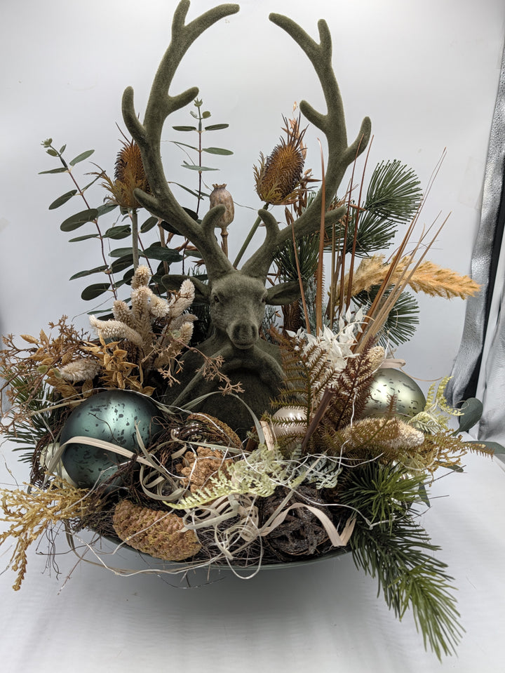 Wintergesteck Hirsch Eukalyptus Kugeln LED grün natur – Ansicht 4
