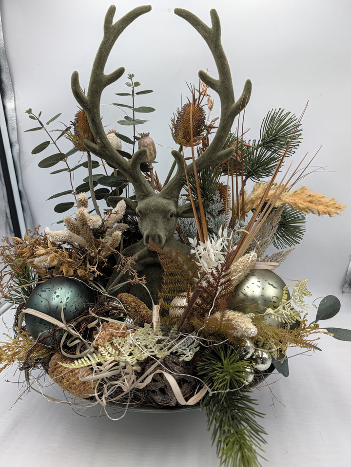 Wintergesteck Hirsch Eukalyptus Kugeln LED grün natur – Ansicht 6