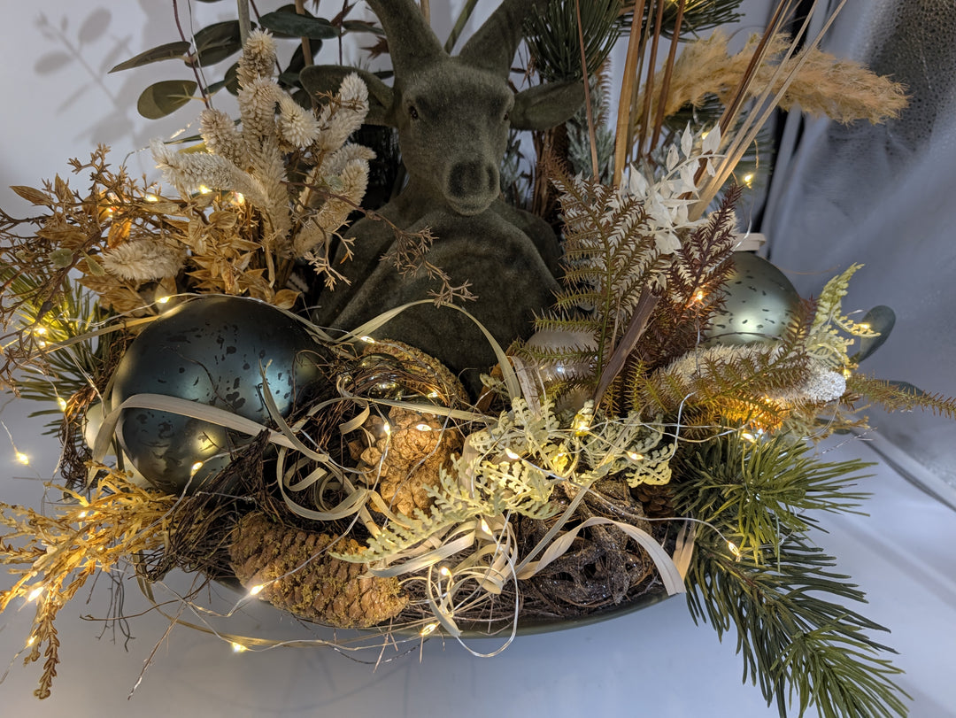 Wintergesteck Hirsch Eukalyptus Kugeln LED grün natur – Ansicht 9