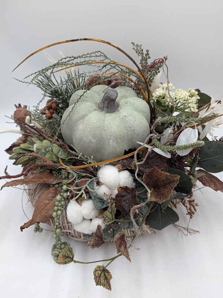 Herbstgesteck Kürbis Baumwolle Beeren grün weiß – Ansicht 5