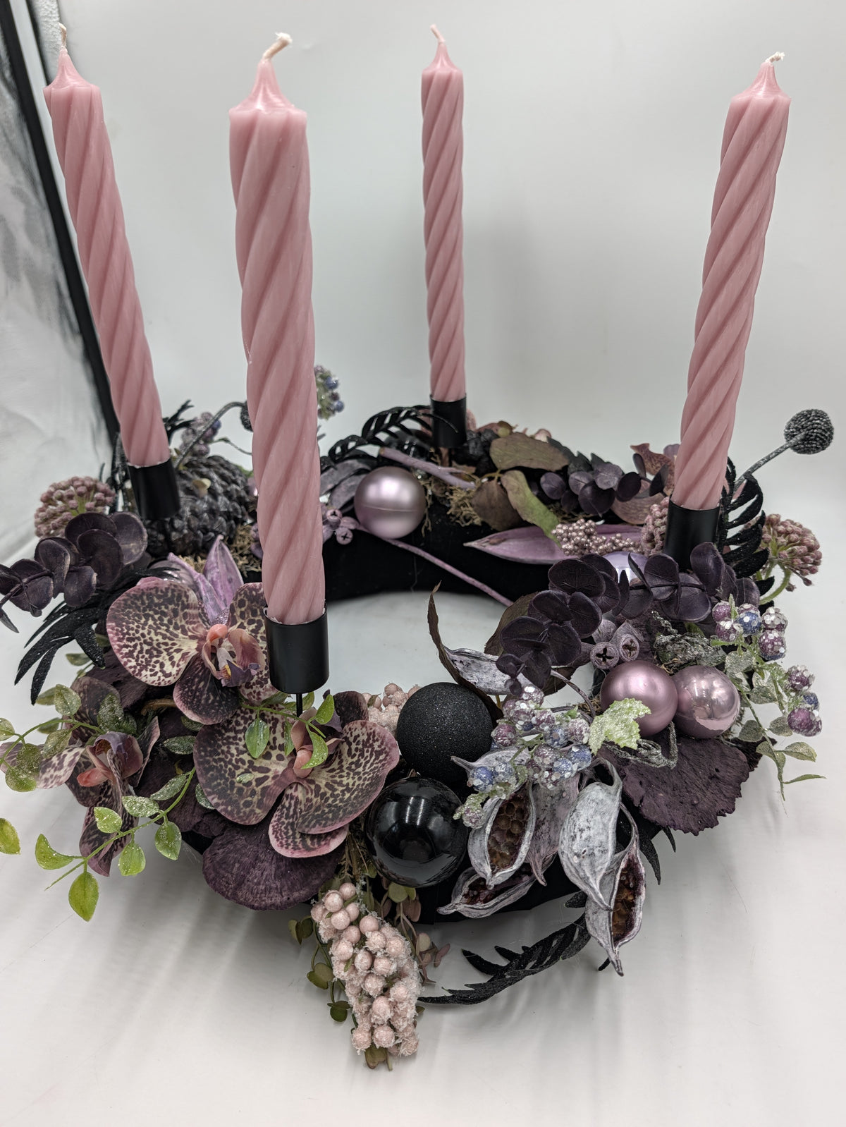 Adventskranz modern Orchideen Kugeln rosa schwarz – Ansicht 7
