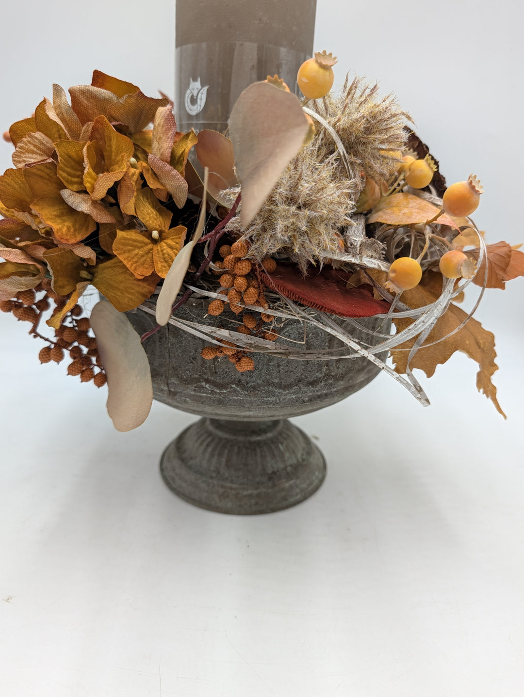 Herbstgesteck Hortensien Beeren Kerze orange braun – Ansicht 3
