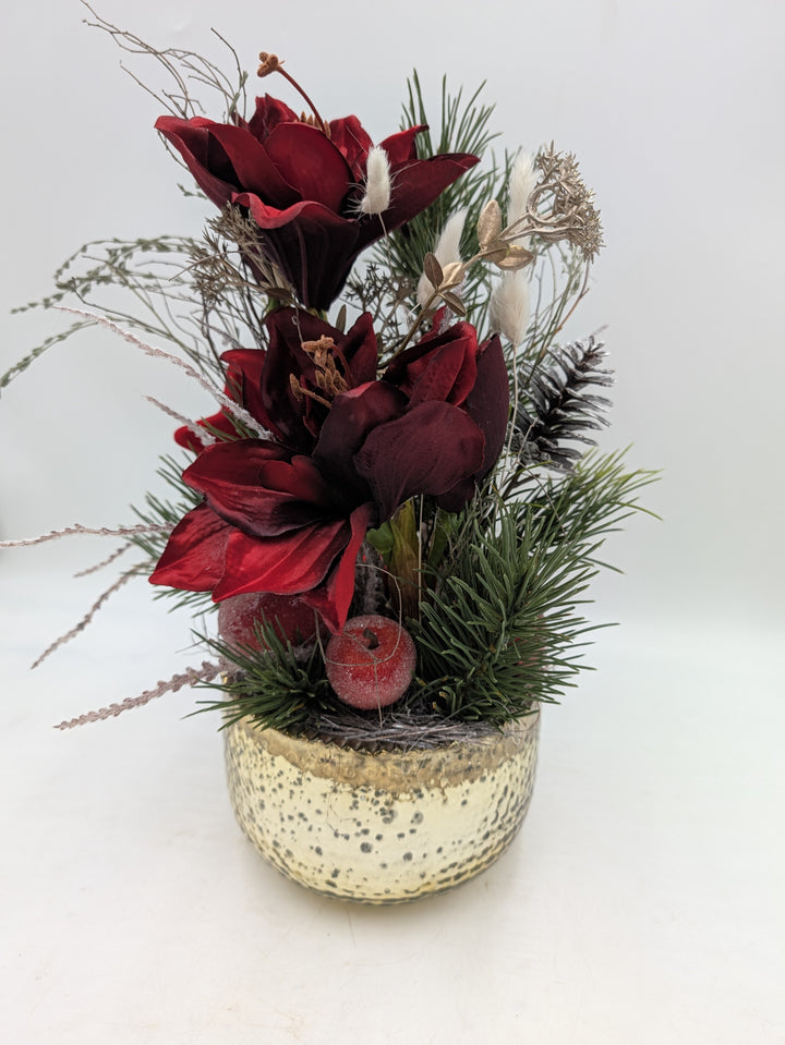 Weihnachtsgesteck Amaryllis Tanne Zapfen rot gold – Ansicht 3