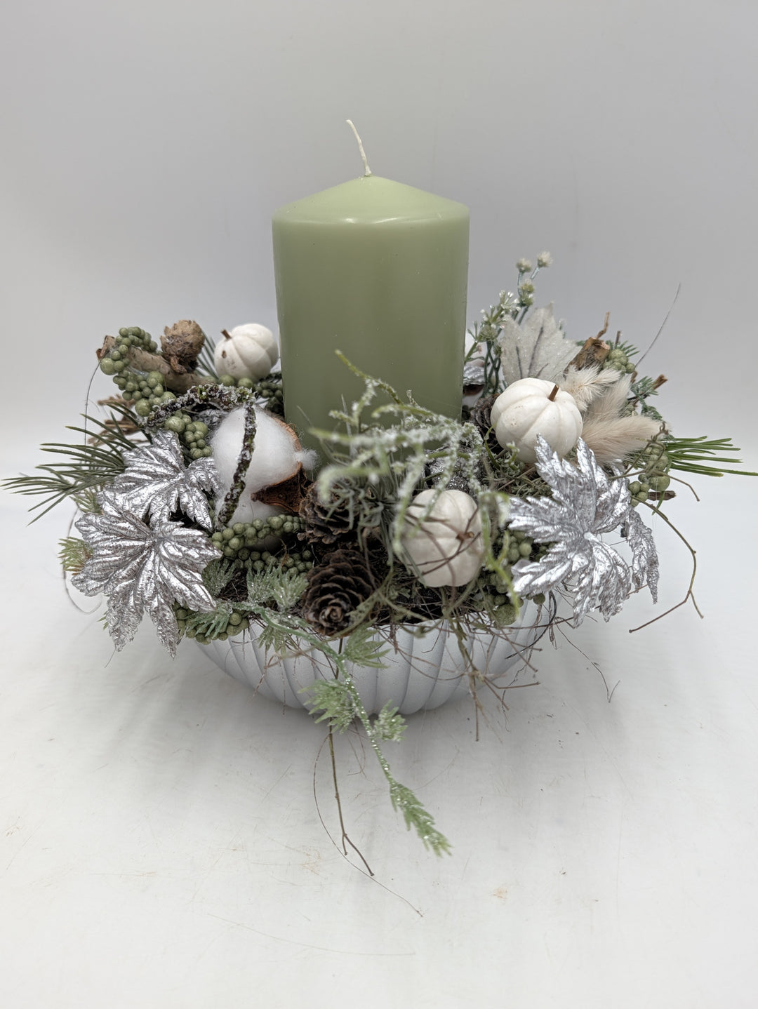 Wintergesteck Kerze mint Zapfen Baumwolle silber grün – Ansicht 5