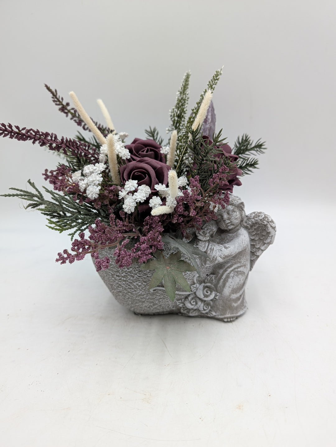 Trauergesteck Engel Rosen Heidekraut lila creme – Ansicht 4