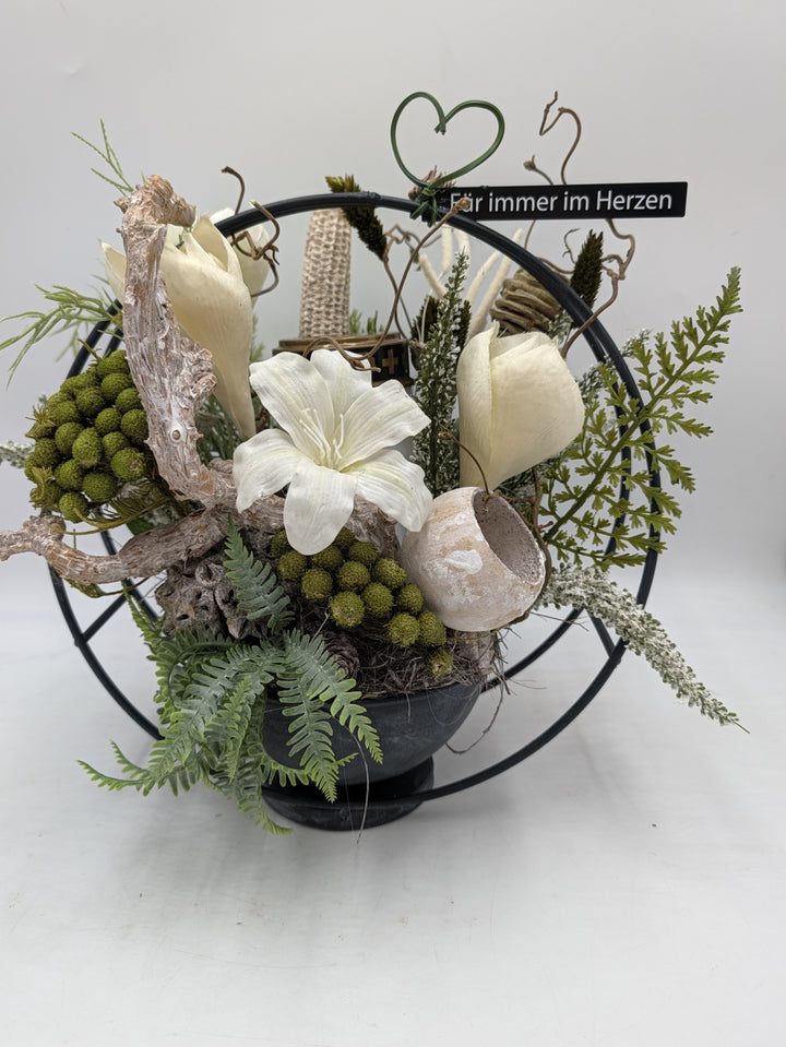Grabgesteck Grablicht Amaryllis Farn weiß grün – Ansicht 3