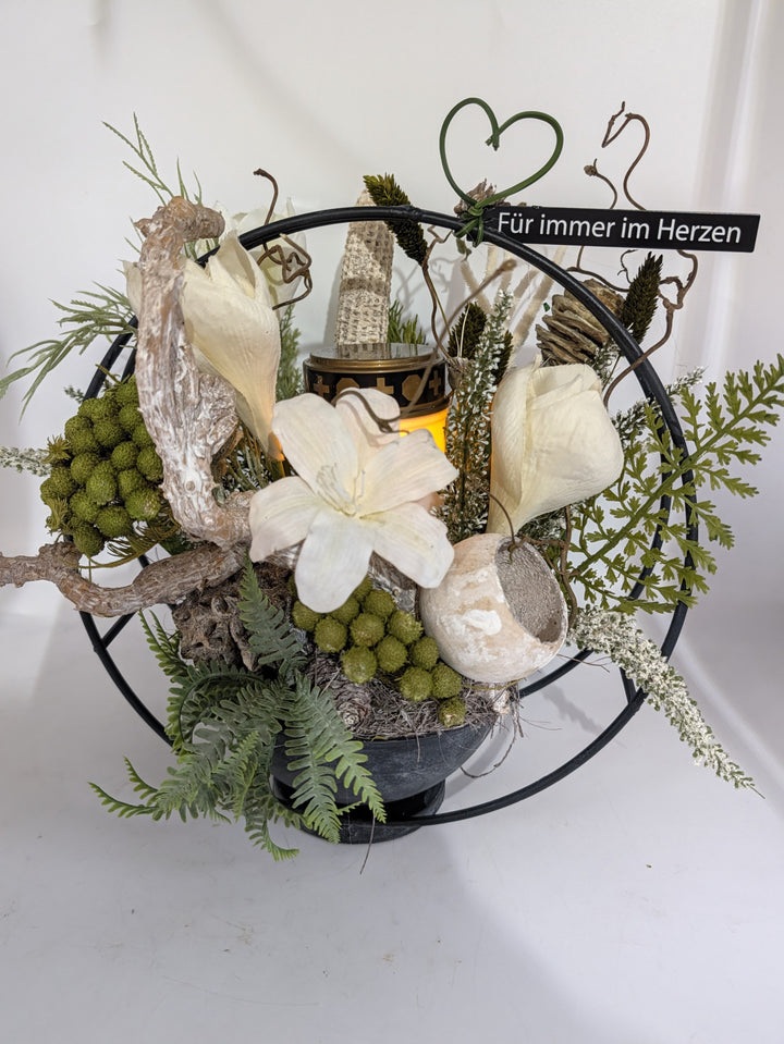 Grabgesteck Grablicht Amaryllis Farn weiß grün – Ansicht 7