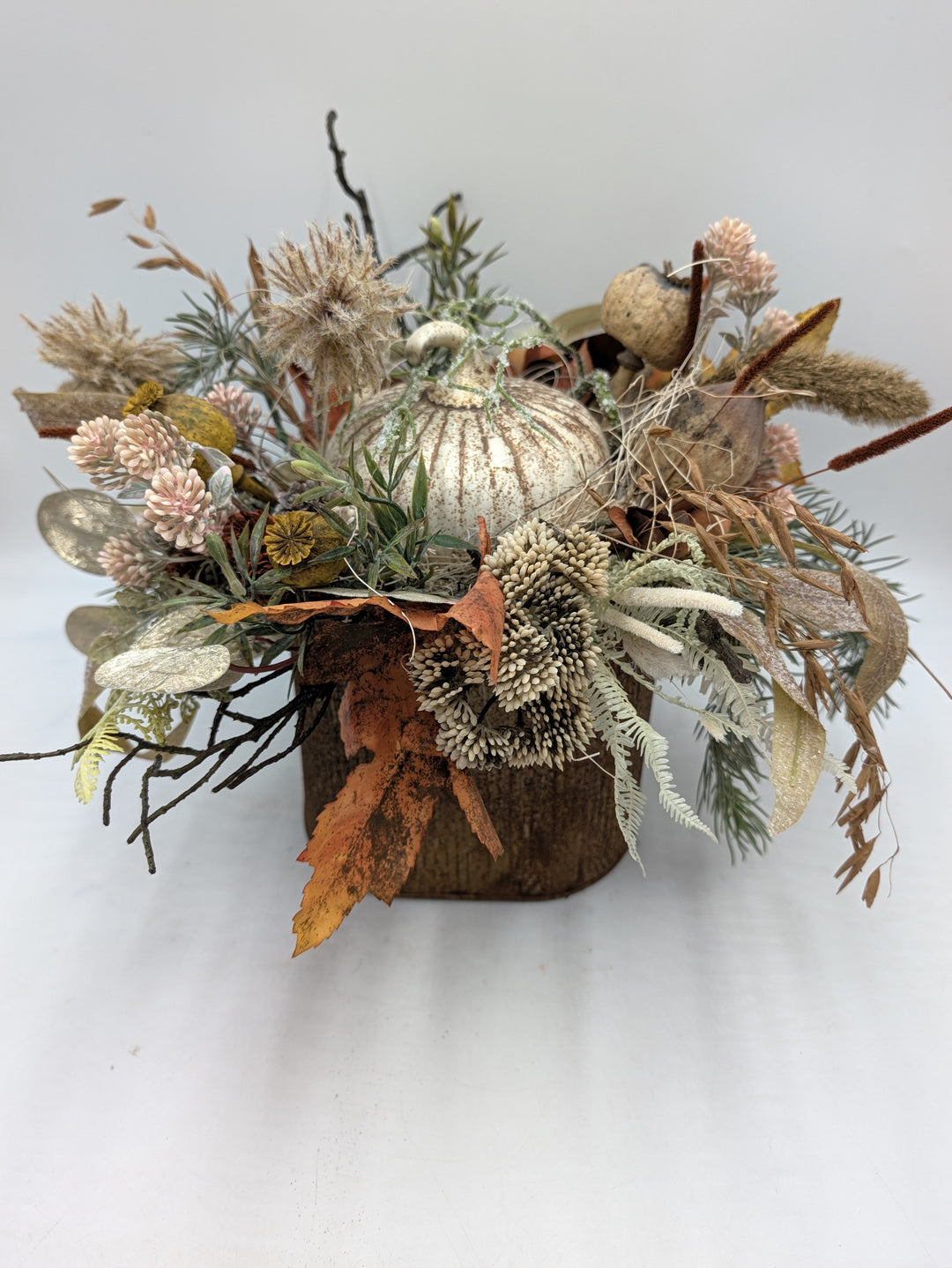 Herbstgesteck Kürbis Gräser Herbstlaub creme rost – Ansicht 4