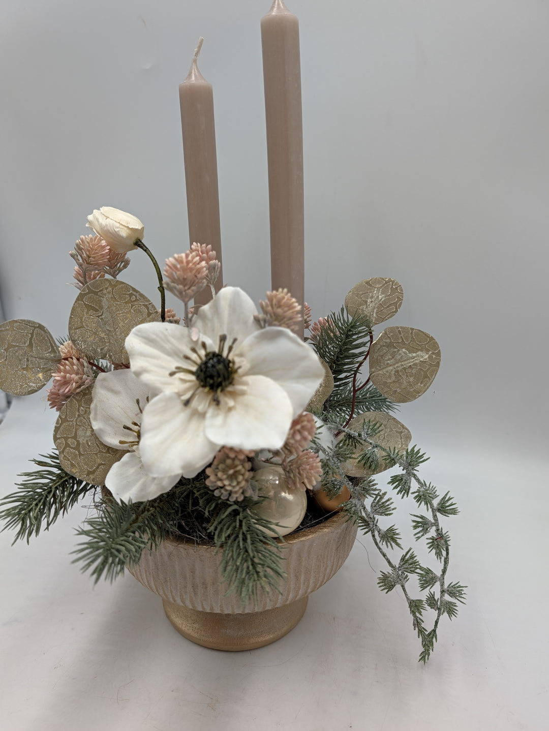 Wintergesteck Christrosen Tanne Kerzen creme rosé – Ansicht 5