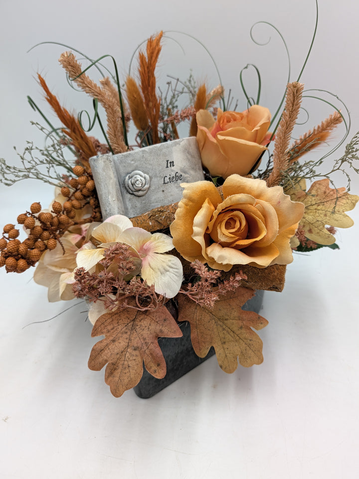 Trauergesteck Rosen Gräser Eichenlaub In Liebe orange creme – Ansicht 5