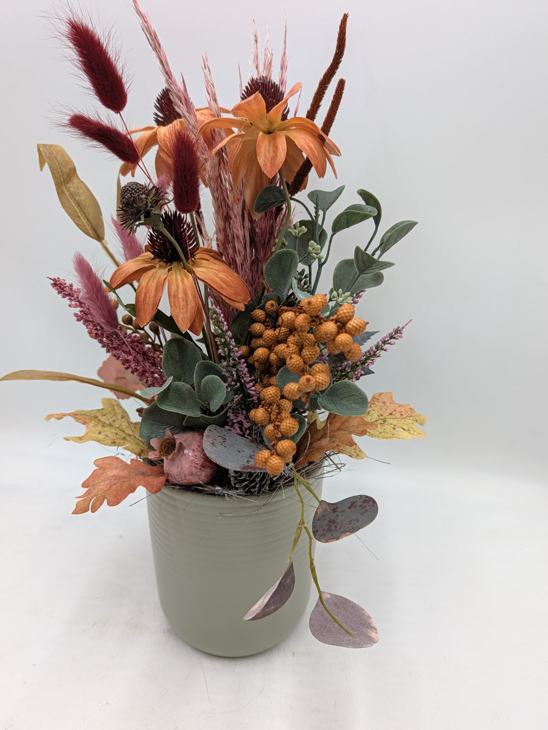 Herbstgesteck Sonnenhut Heide Eukalyptus orange beere – Ansicht 4