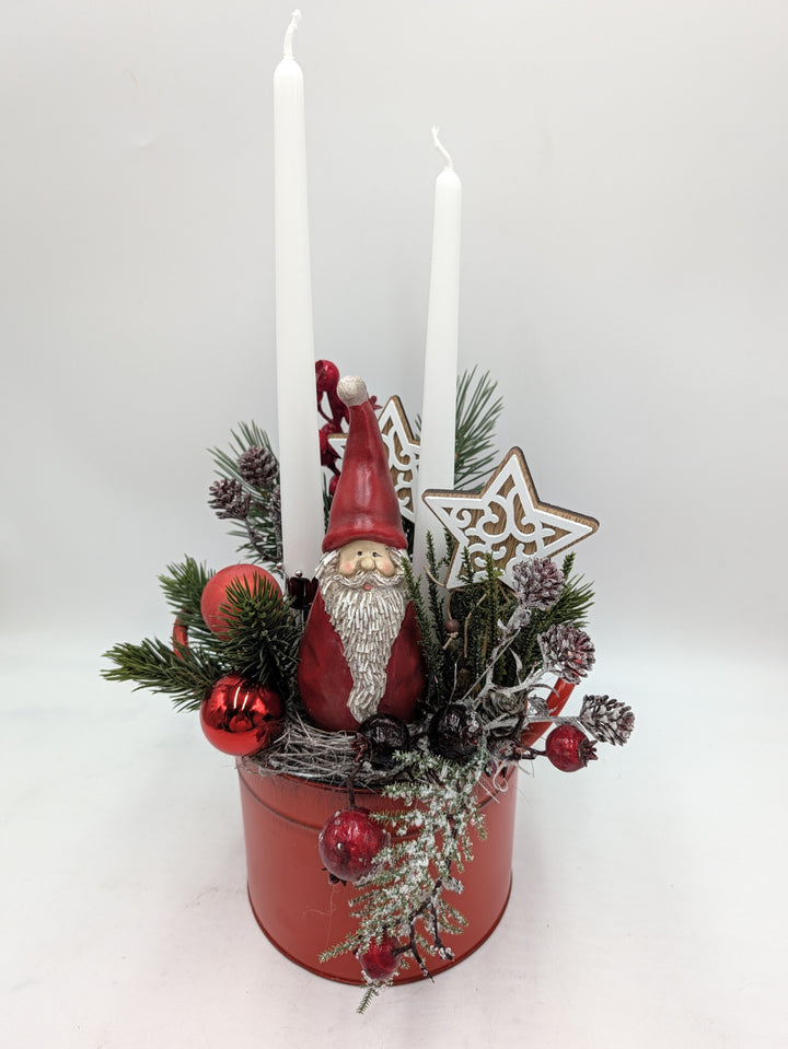 Weihnachtsgesteck Weihnachtsmann Kerzen Stern rot weiß – Ansicht 3