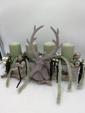 Adventsgesteck Hirsch Zapfen Kugeln mint grau – Ansicht 4
