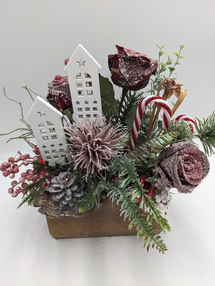 Weihnachtsgesteck Kugel Rose Zuckerstange rot