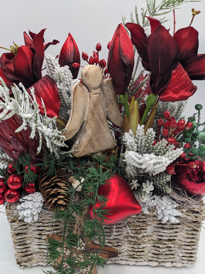 Weihnachtsgesteck Kugel Engel Amaryllis rot