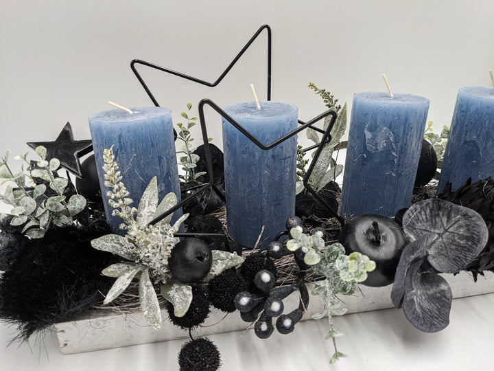 Weihnachtsgesteck Kugel Apfel Stern blau