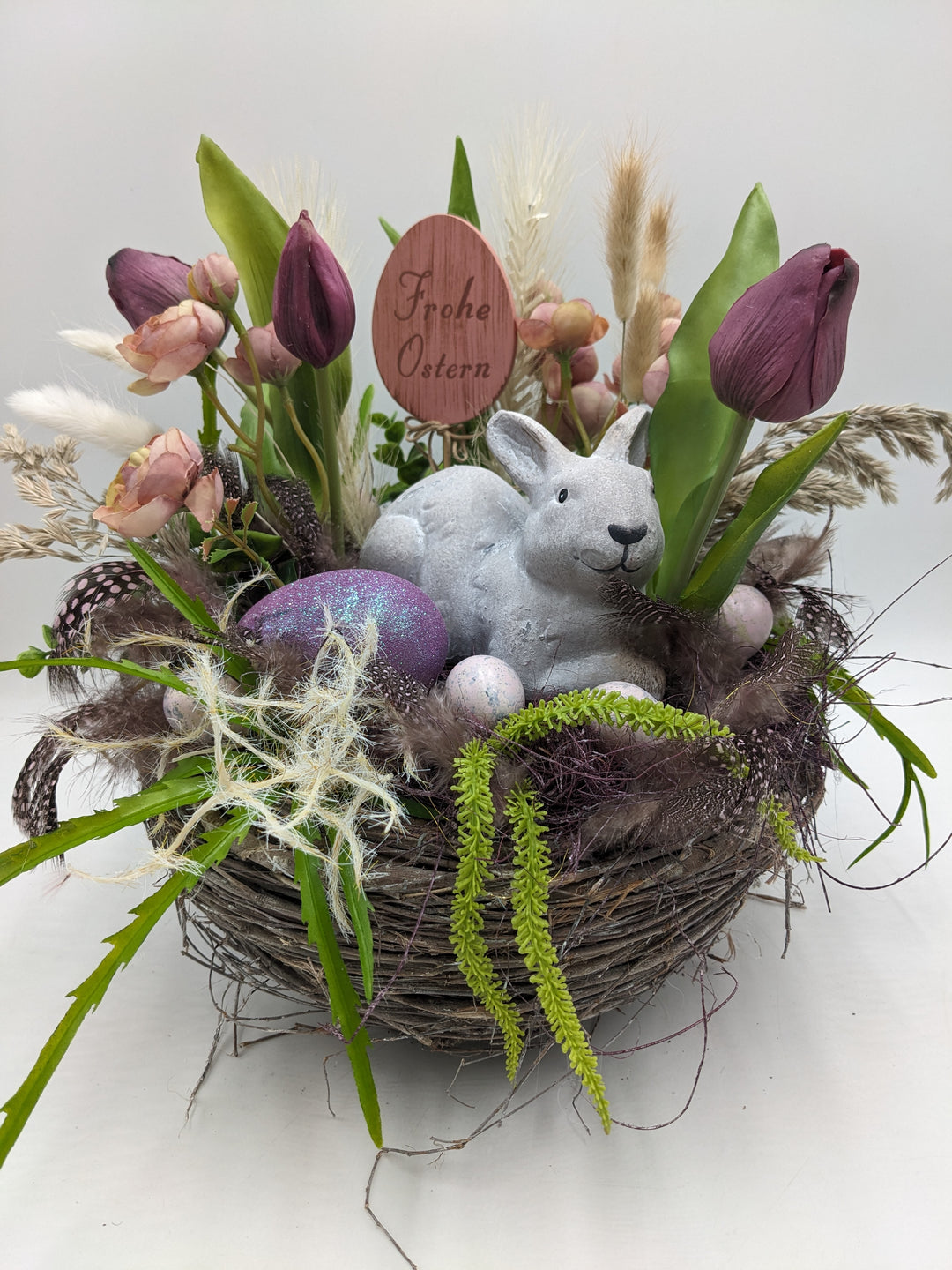 Ostergesteck Frohe Ostern Ei Tulpe Hase lila