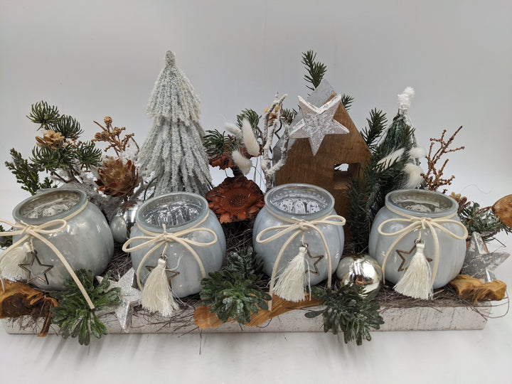 Adventsgesteck Teelicht Kugel Tannenbäumchen weiß