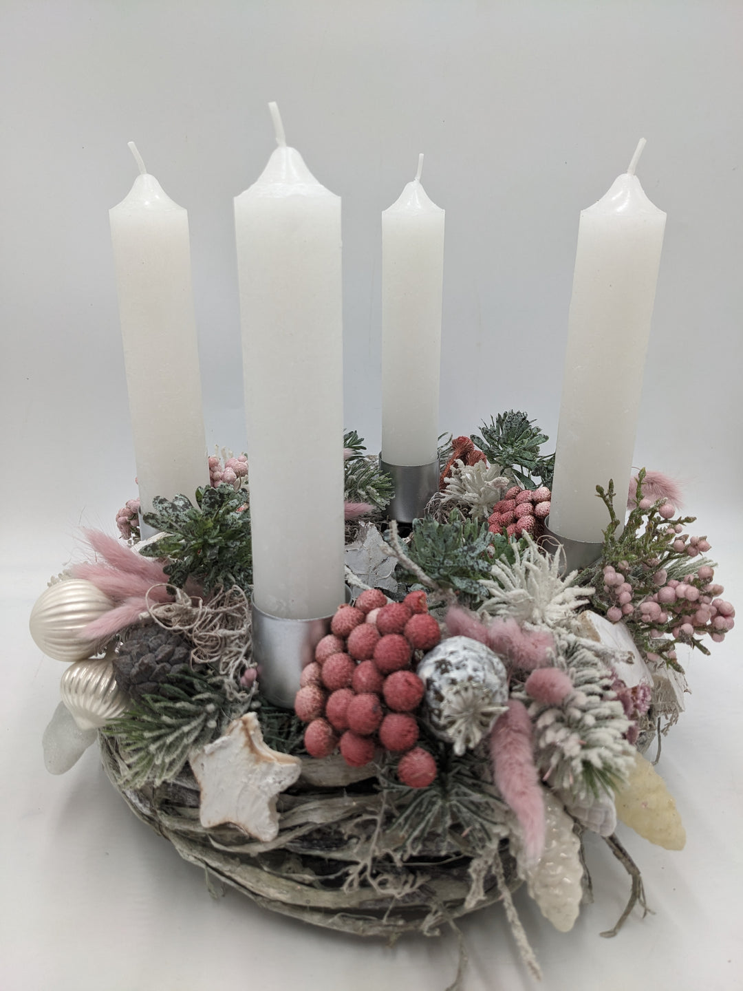 Adventskranz Kugel Stern Zapfen rosa