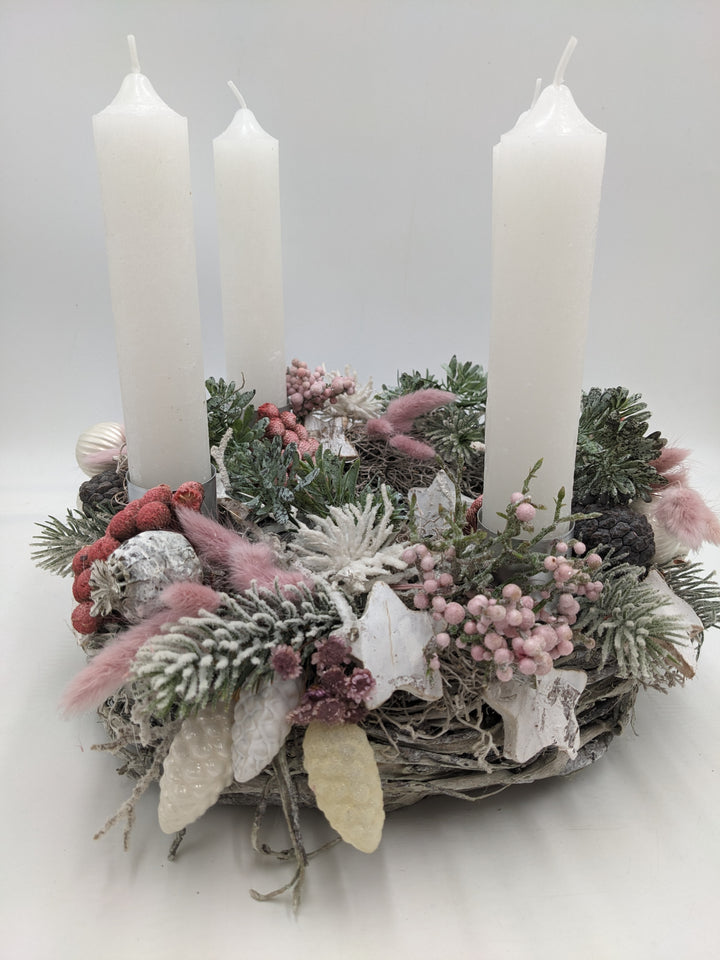 Adventskranz Kugel Stern Zapfen rosa