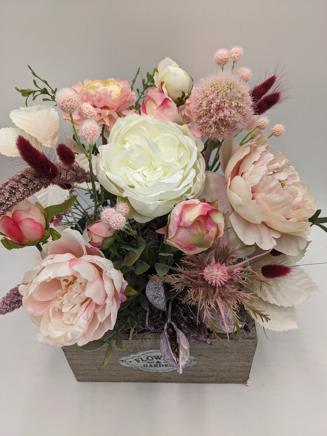 Sommergesteck Rose Blüten rosa