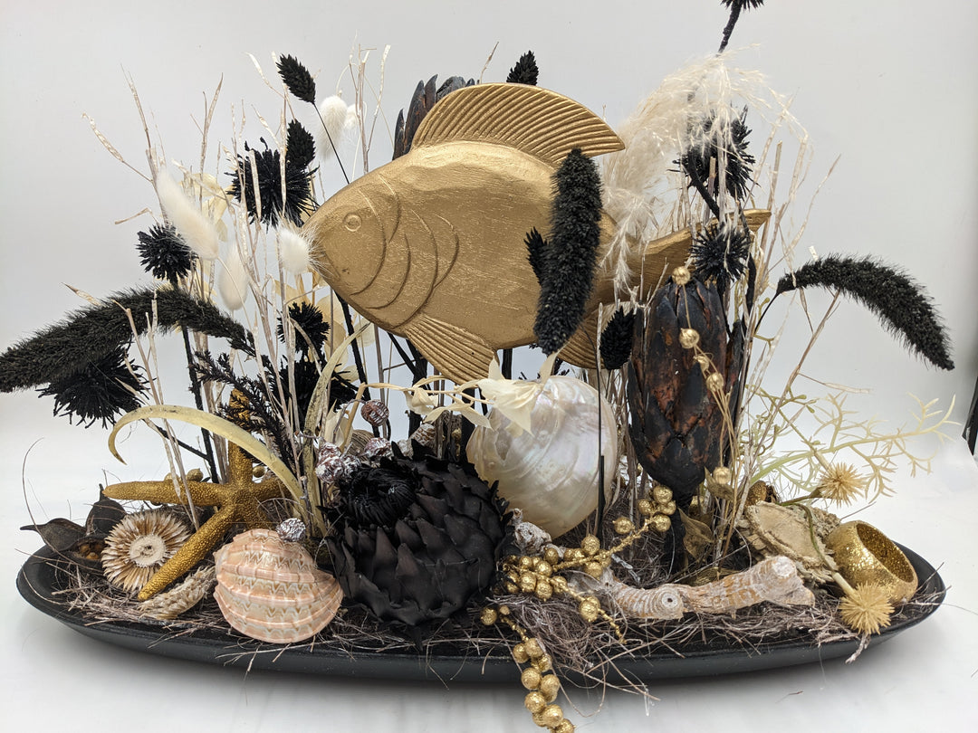 Sommergesteck maritim Schnecke Fisch gold