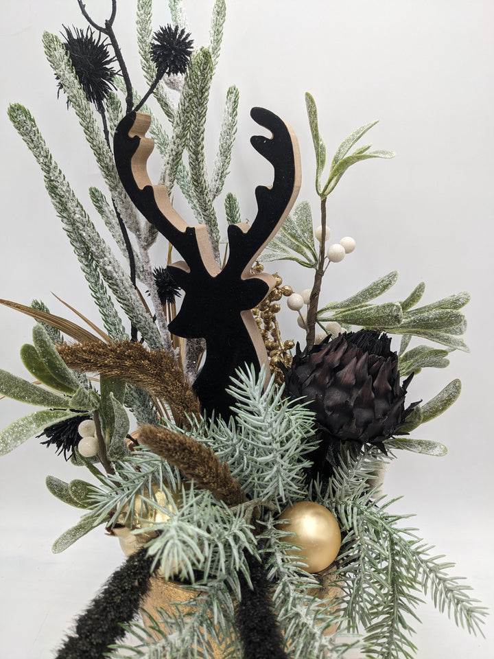 Weihnachtsgesteck Kugel Mistel Hirsch schwarz