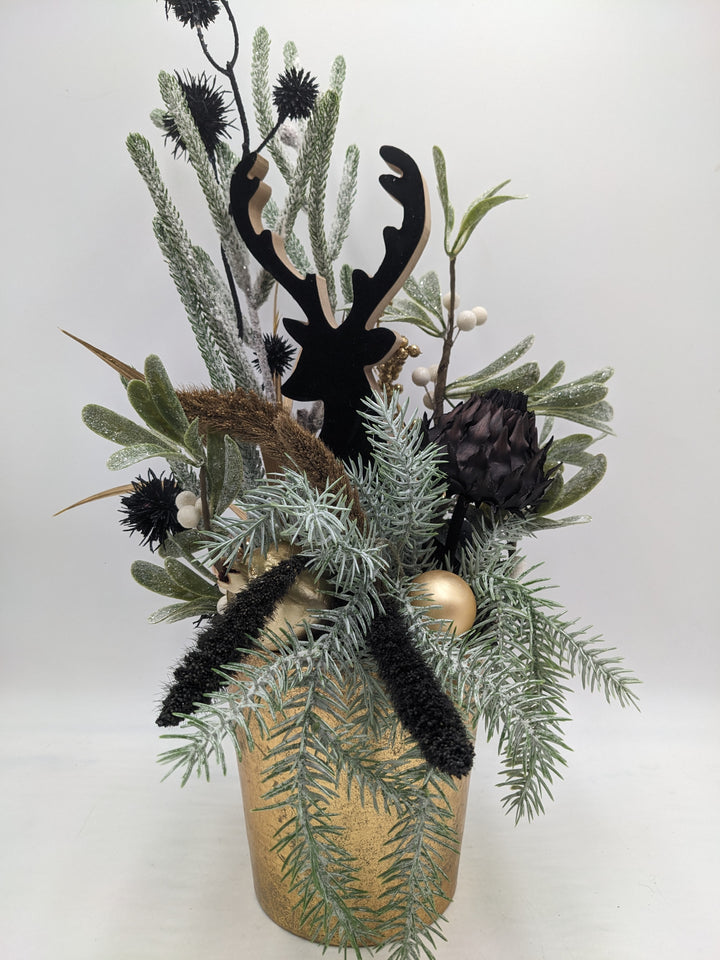 Weihnachtsgesteck Kugel Mistel Hirsch schwarz