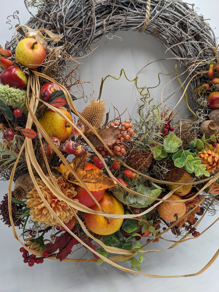 Herbstkranz Ernte-Dank Apfel Beeren orange