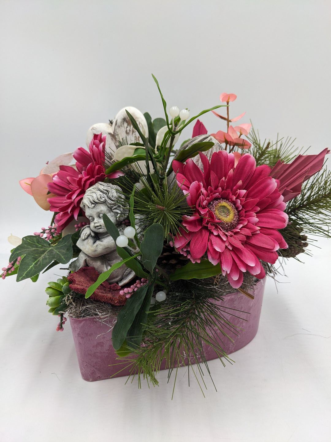 Trauergesteck Herz Engel Gerbera rosa