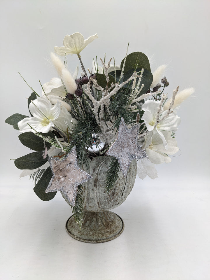 Weihnachtsgesteck Kugel Stern Amaryllis weiß