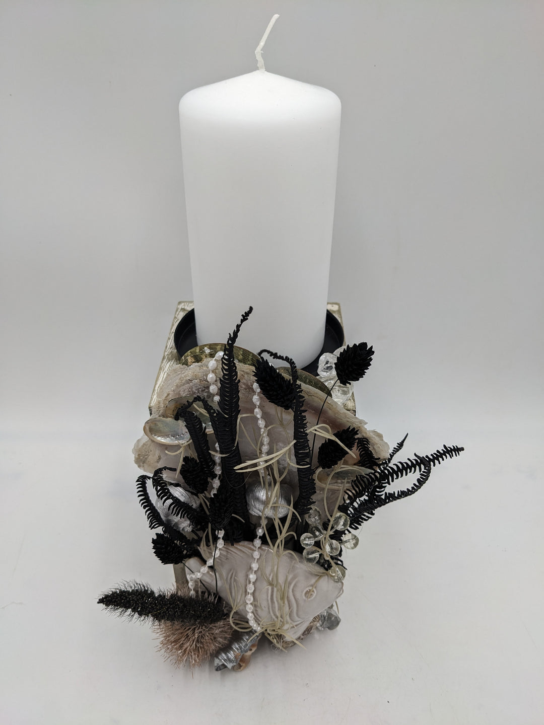 Sommergesteck maritim Schnecke Muschel Fisch creme