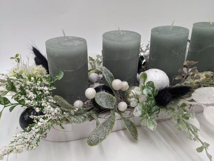 Adventsgesteck Kugel Mistel salbei