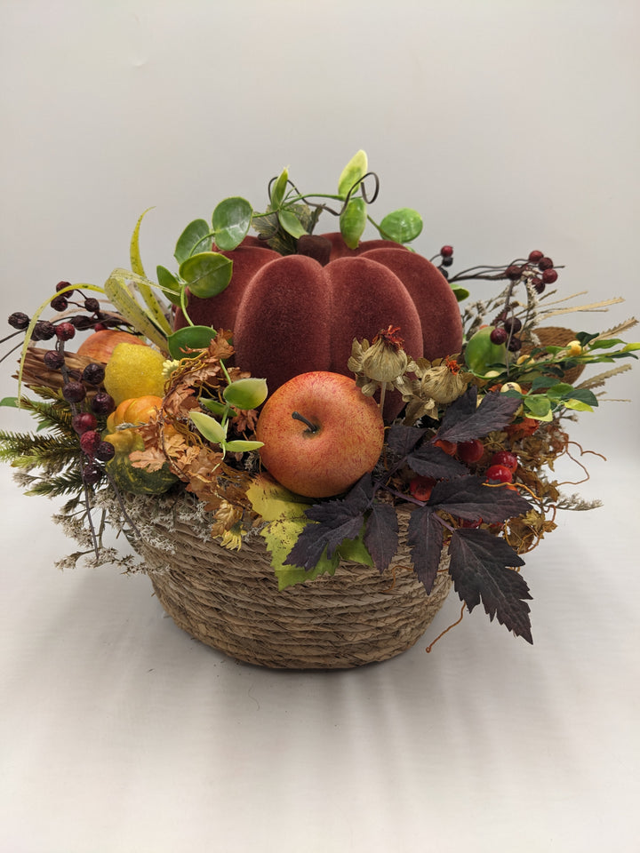 Herbstgesteck Ernte-Dank Kürbis orange