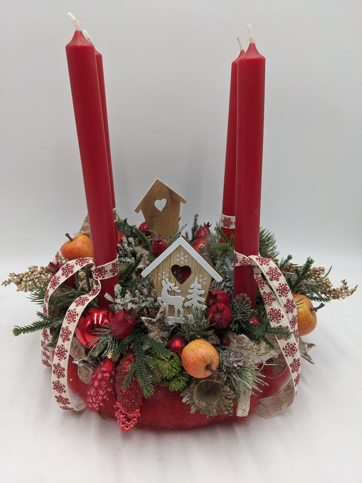 Adventskranz klassisch Kugel Haus Apfel rot