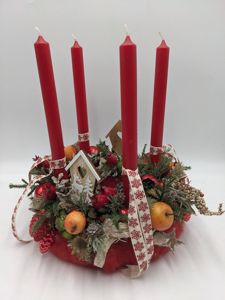 Adventskranz klassisch Kugel Haus Apfel rot