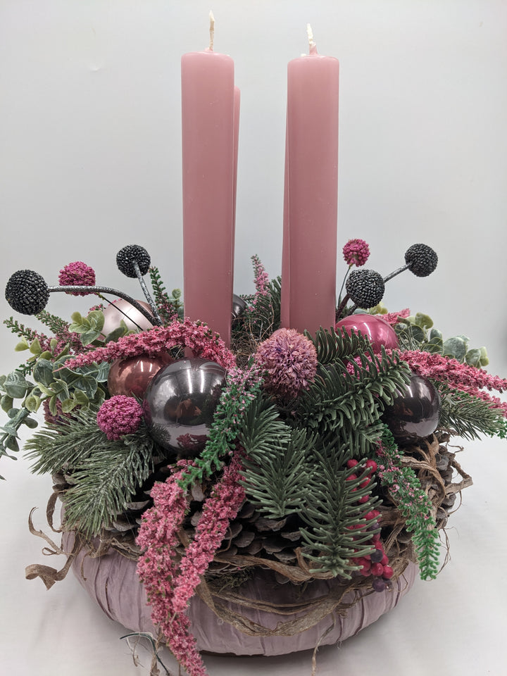 Adventskranz Kugel Zapfen Heide altrosa