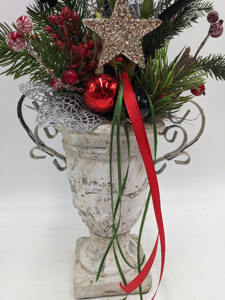 Weihnachtsgesteck Kugel Stern Amaryllis rot