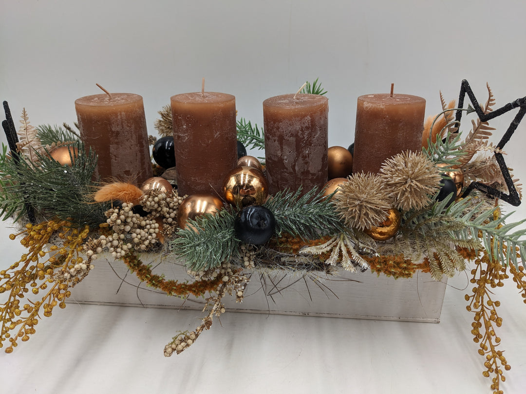 Adventsgesteck Kugel Stern Beeren occer
