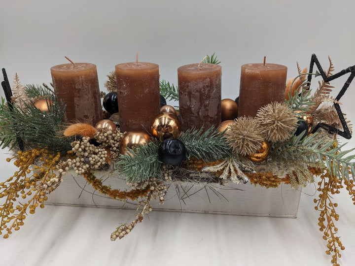 Adventsgesteck Kugel Stern Beeren occer