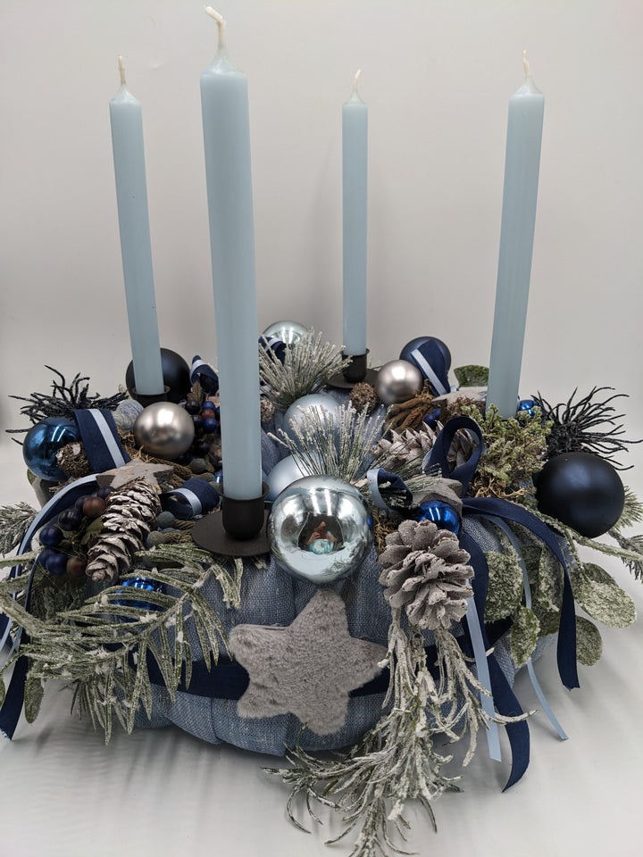 Adventskranz Kugel Stern Zapfen blau