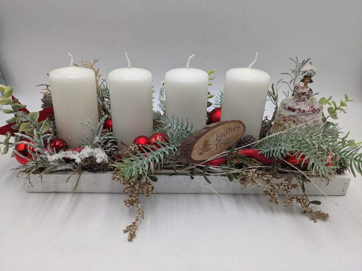 Adventsgesteck Frohes Fest Kugel Glocke weiß