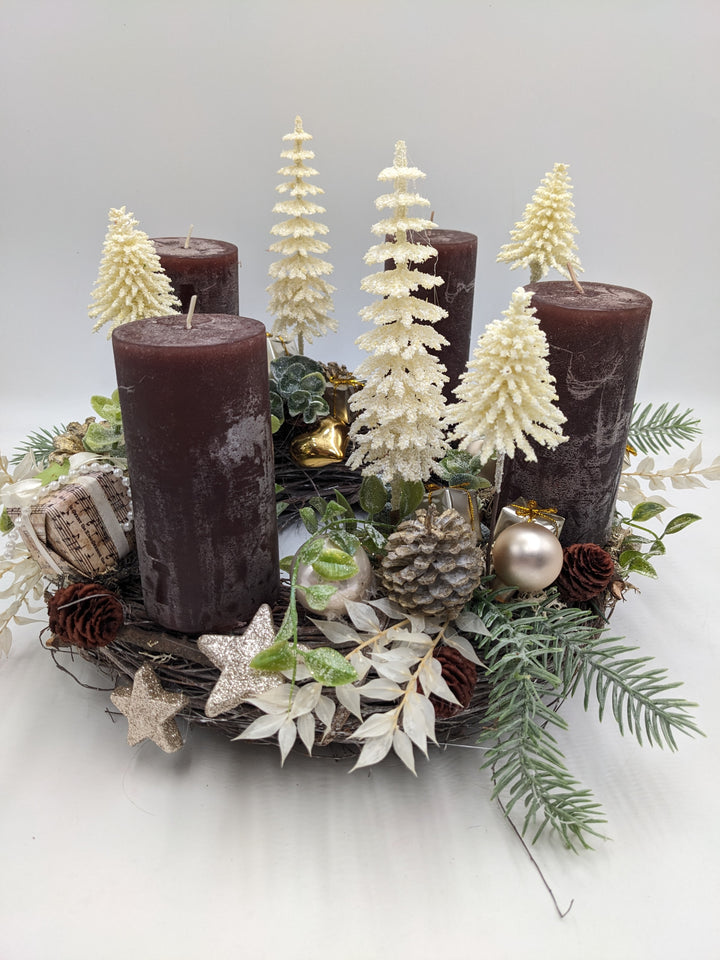 Adventskranz Kugel Geschenk Tannenbäumchen braun