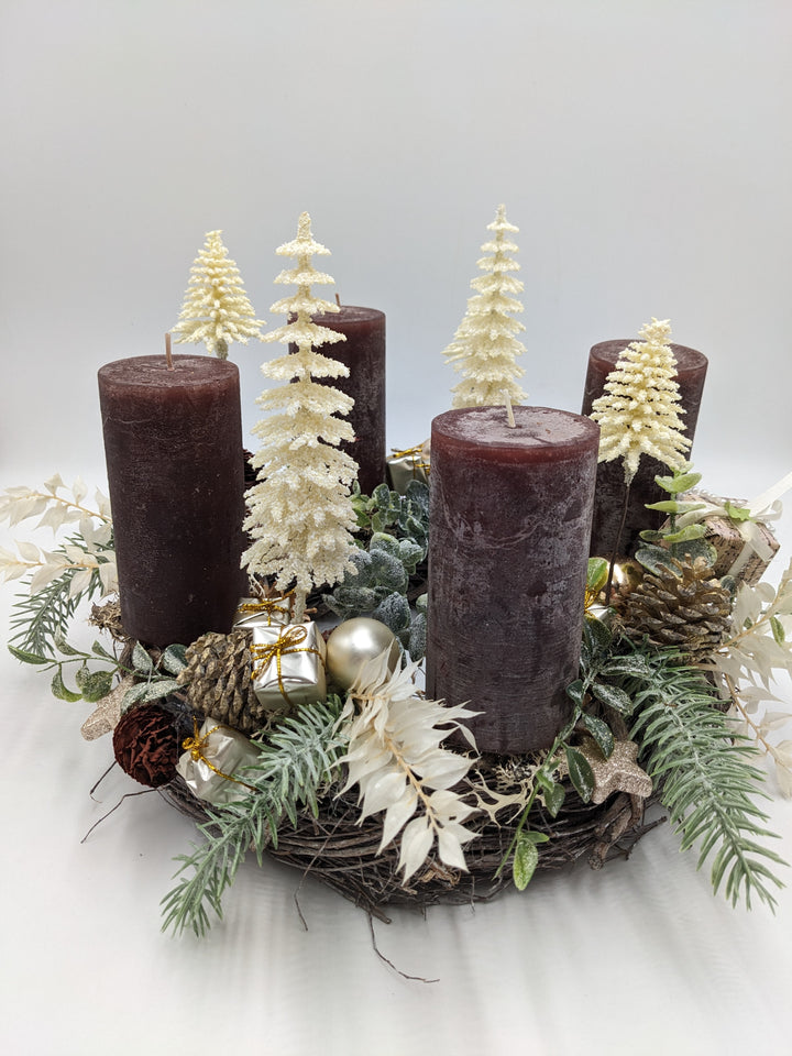 Adventskranz Kugel Geschenk Tannenbäumchen braun