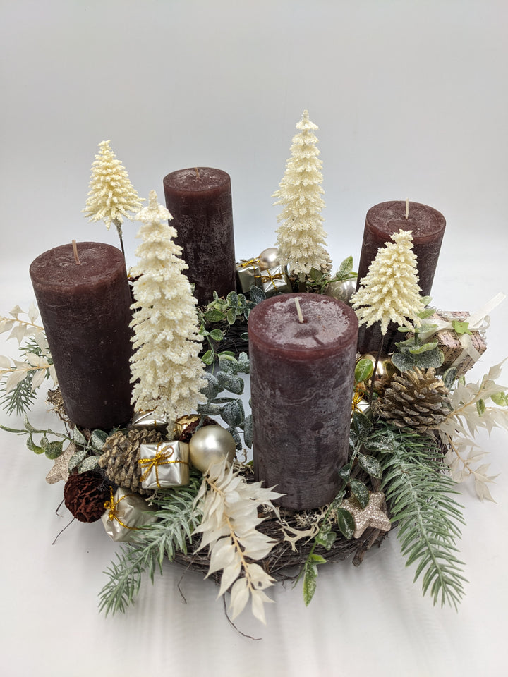 Adventskranz Kugel Geschenk Tannenbäumchen braun