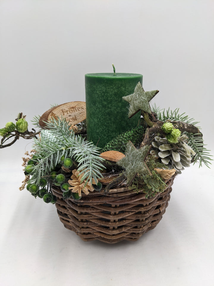 Weihnachtsgesteck Frohes Fest Zapfen Stern grün