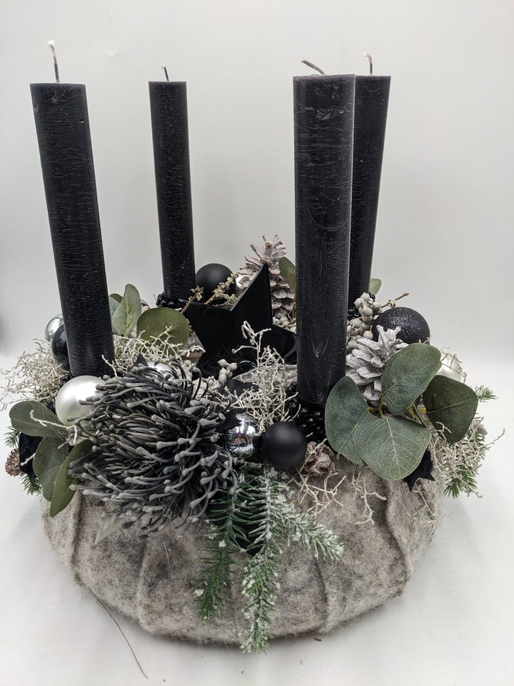 Adventskranz Kugel Stern Zapfen schwarz