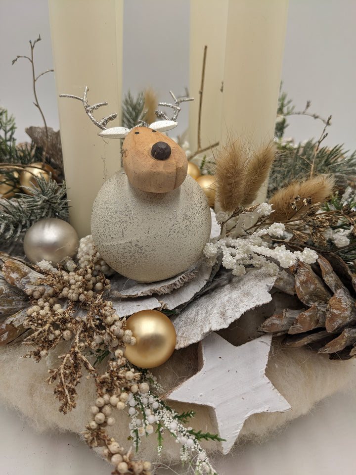 Adventskranz Kugel Stern Elch creme